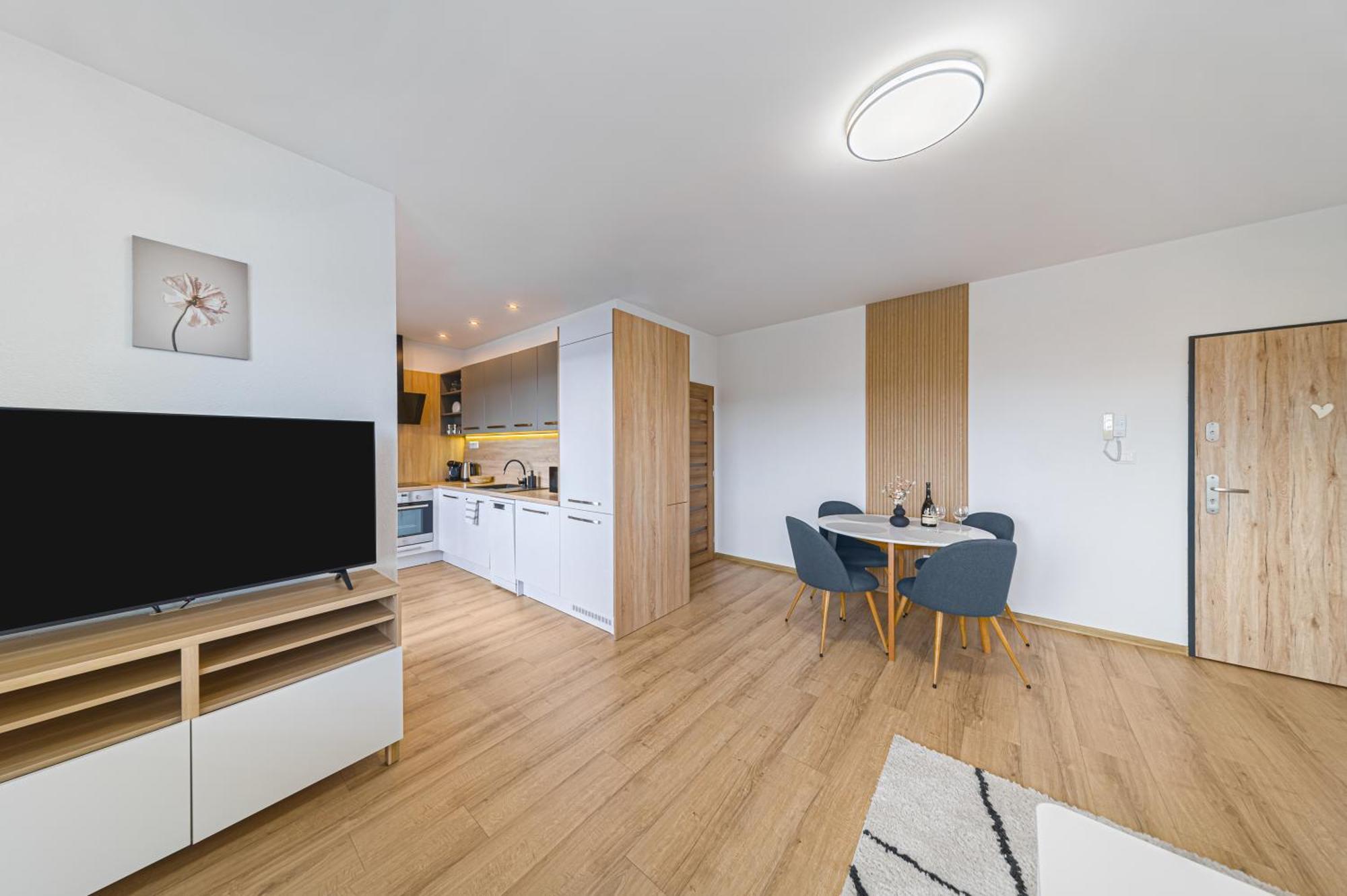 Tower Apartments Orchid & Amber Spišská Nová Ves Zewnętrze zdjęcie